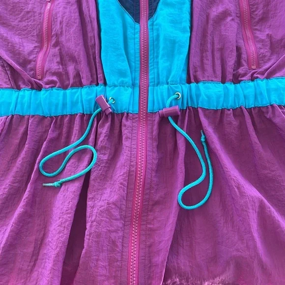 Vintage Women’s Reebok Windbreaker Size Small - Picture 7 of 15